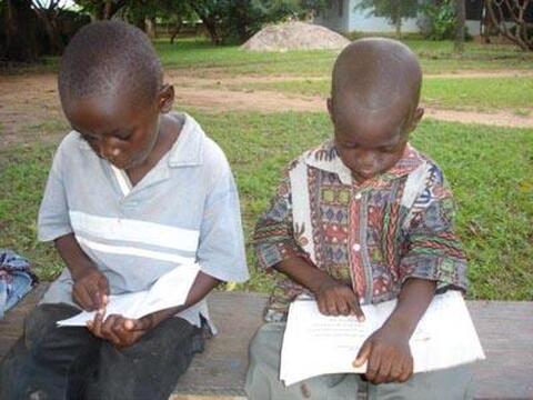 enfant_lisent_400x300.jpg enfant_lisent_400x300.jpg